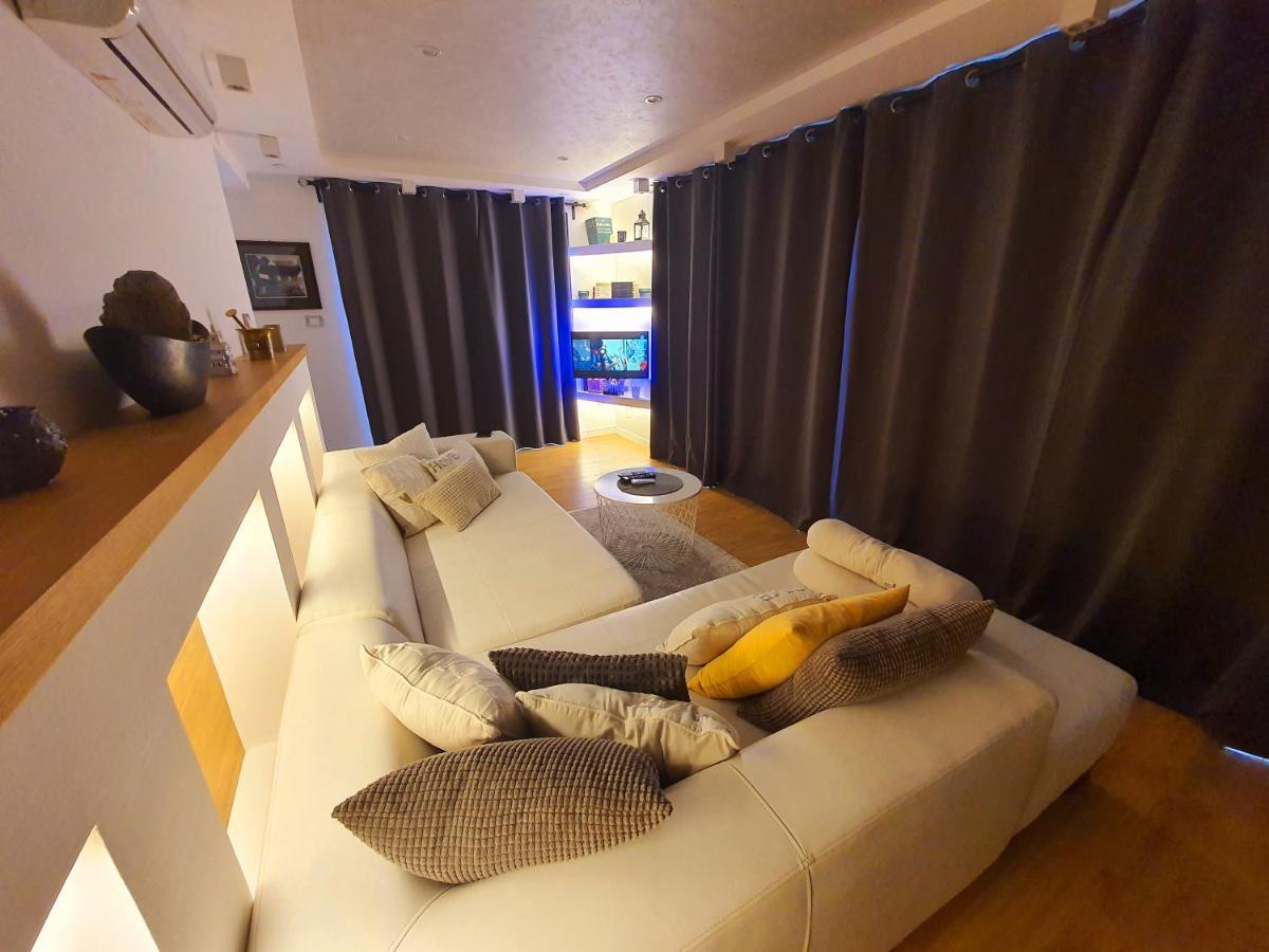 Appartamento Penthouse Lux Belgrado Esterno foto